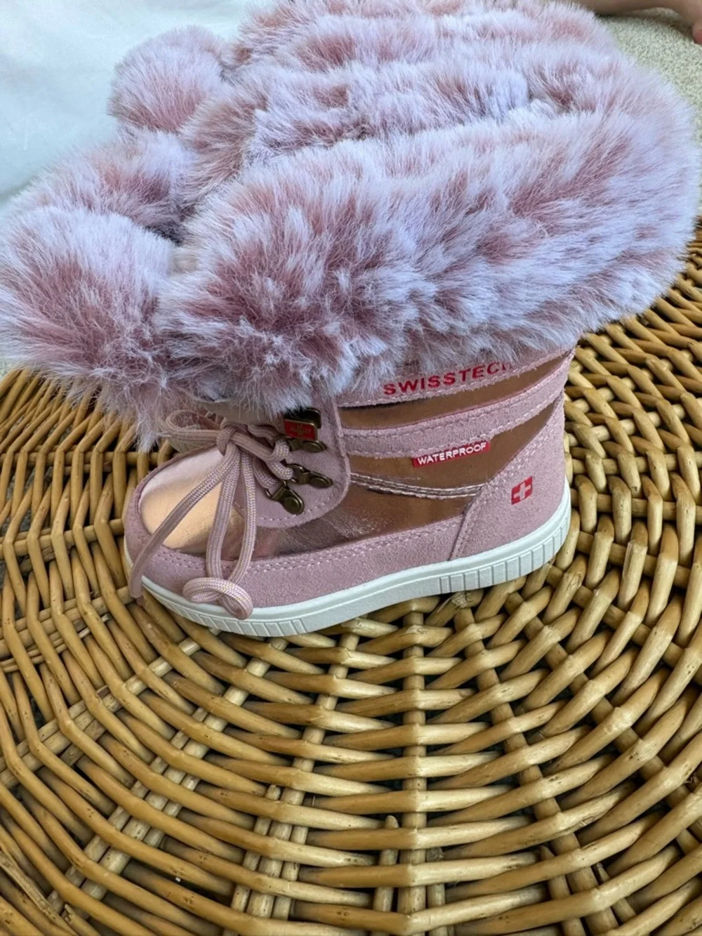 Swiss Tech NEW Metallic Pink Faux Fur Water Proof Winter Boots Toddler Size 8